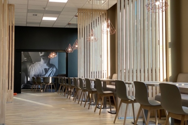Initium_Restaurant_entreprise_Orange Array