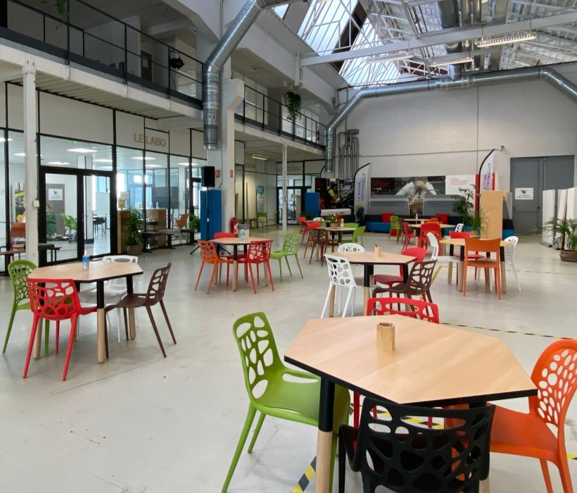 De Nouveaux Espaces Pour La Ruche Industrielle Initium De Nouveaux Espaces Pour La Ruche Industrielle Initium