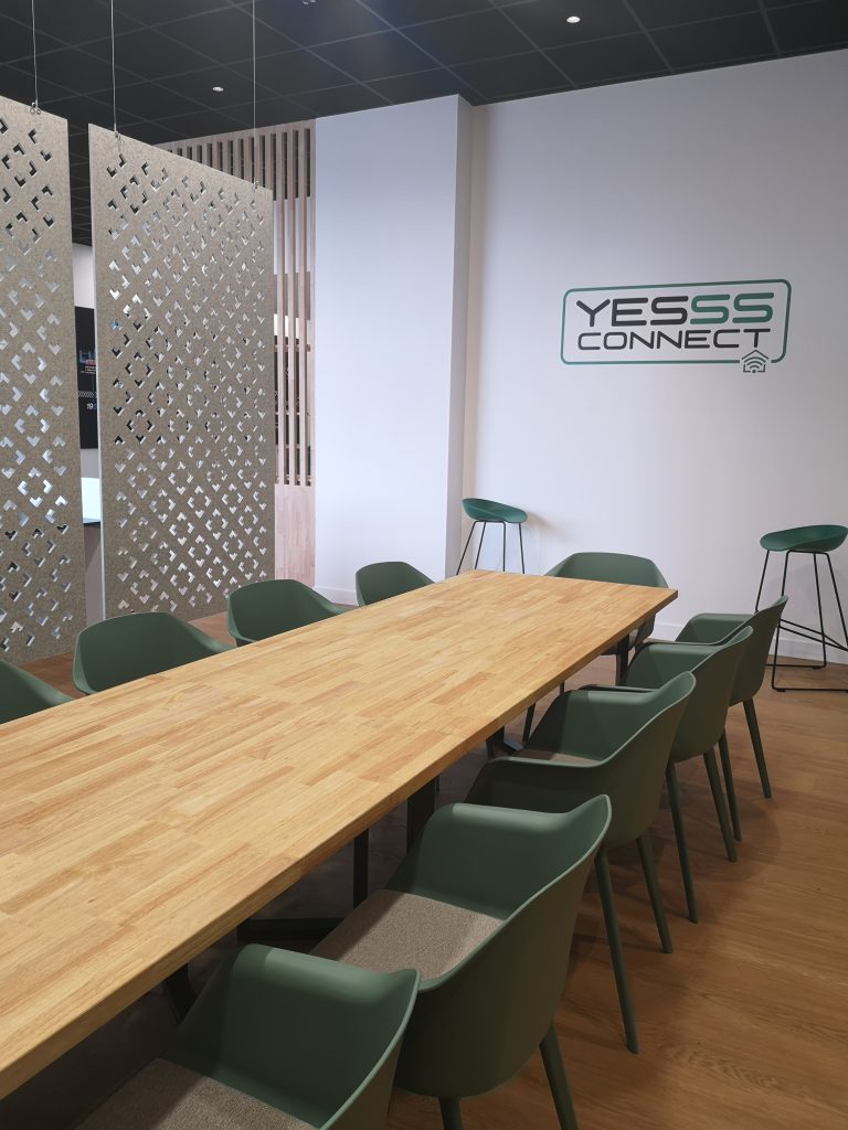 Initium - Yesss Connect Saint-Etienne Nord - aménagement d'espace professionnel
