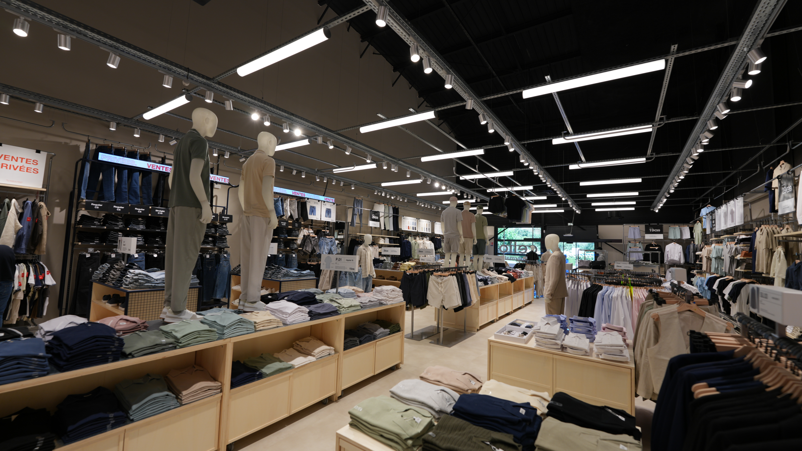 amenagement retail celio france par initium