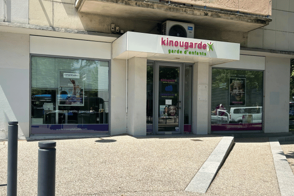 aménagement agence kinougarde par initium