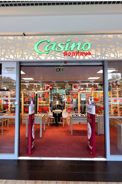 am&eacute;nagement espace magasin optique par initium